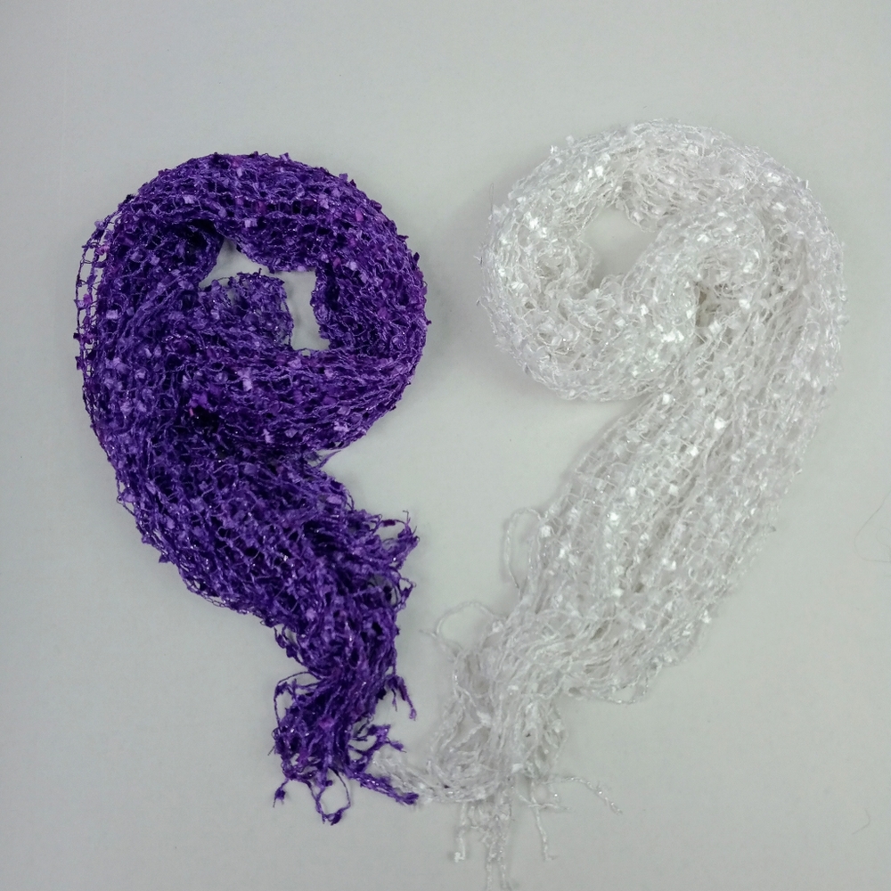 2 Women's Net Fringe Scarves